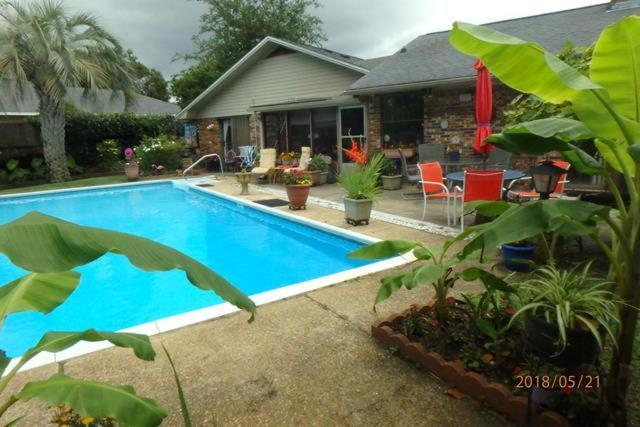 Poolside Paradise Navarre Extérieur photo